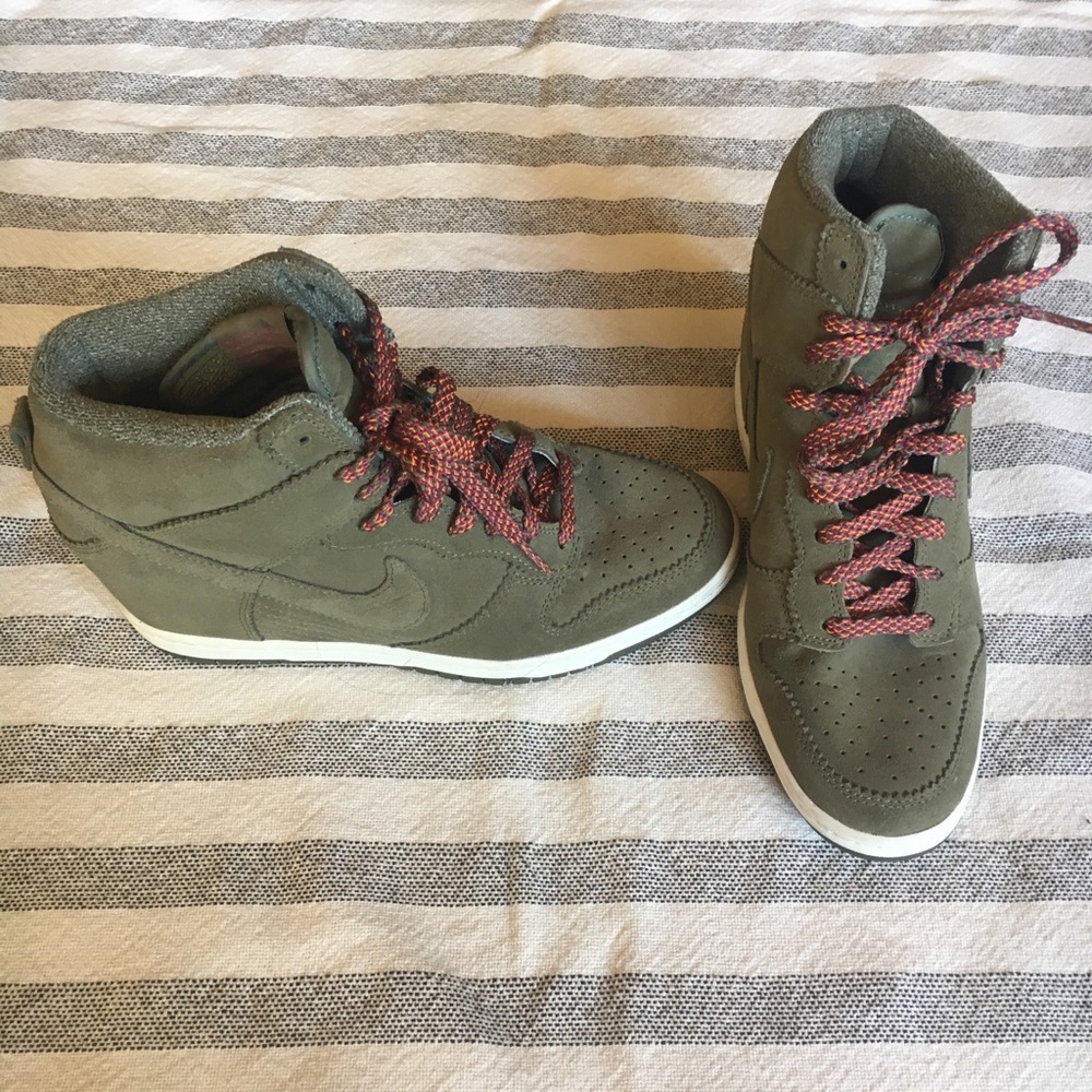 [Nike] Dunk Sky HI Essential Wedge Sz 9.5
